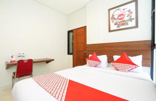 Surabaya Hotel | Capital O 449 The Colins