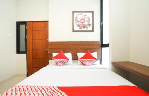 Surabaya Hotel | Capital O 449 The Colins