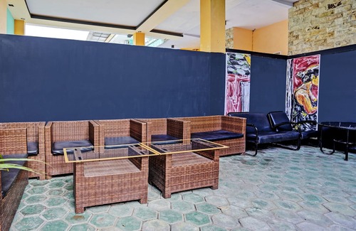 Banyuwangi Hotel | Capital O 92670 Borobudur Homestay