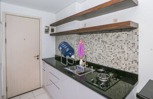 Bekasi Hotel | Capital O 93490 Yubi Room Patraland