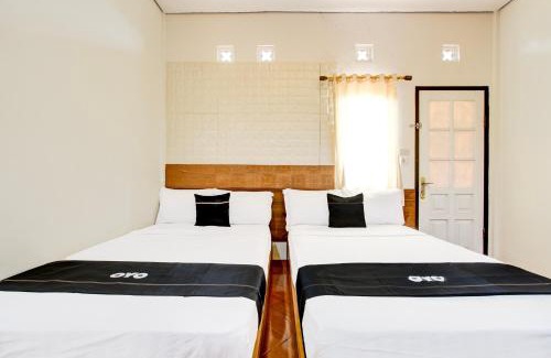 Pakem Hotel | Capital O 93994 Dalem Kamulyan Syariah Guest House