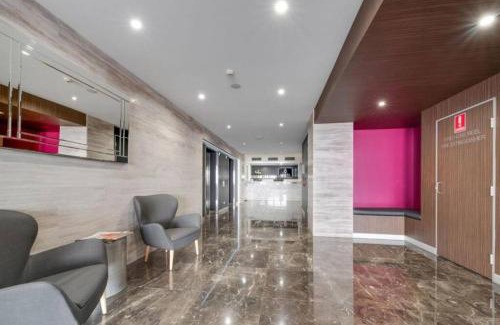 South Brisbane Apartment | Capitol Apartment Private Studio - Great Value!