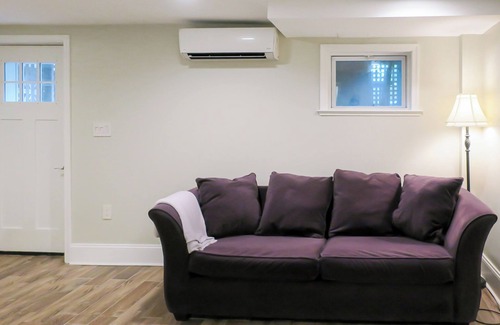 Kingman Park Apartment | Capitol Hill East Suite