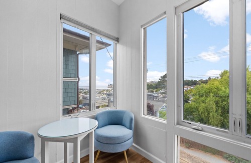 Capitola House | Capitola Beach Ocean Views!