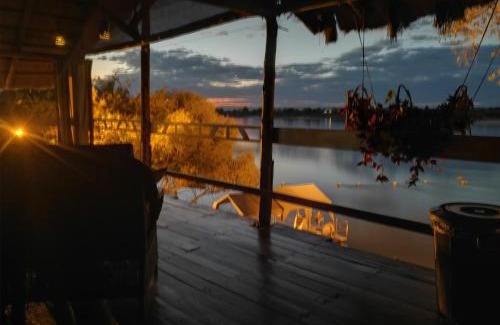 Katima Mulilo Hotel | Caprivi Houseboat Safari Lodge