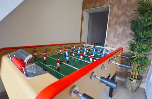 Raismes Apartment | Capstay Cosy centre 2 chambres babyfoot & Netflix