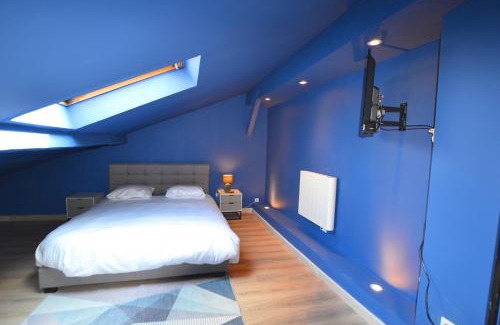 Raismes Apartment | Capstay Cosy centre 2 chambres babyfoot & Netflix