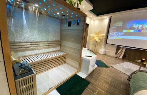 Crespin Apartment | Capsule Egypte - Jacuzzi - Sauna - Billard - Netflix & Home cinéma - Nintendo switch & jeu -