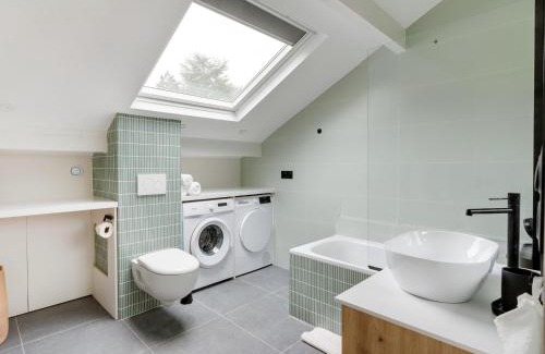 Mareil-Marly Villa | Capsule Villa Fun cinéma Foot Poker Console jeux de jardin