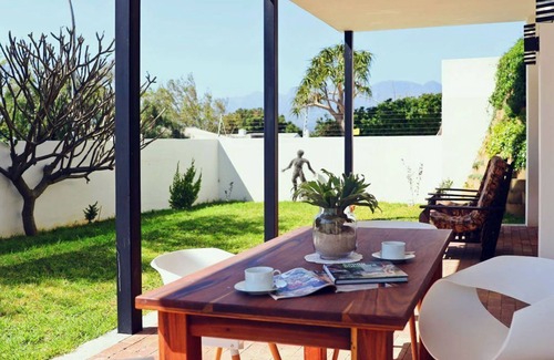 Mountainside House | CAPTAIN'S COTTAGE
