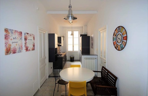 Sanremo Apartment | Captain's House - Captain's Home
