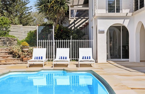 Sapphire Beach House | Captain's Quarters Absolute Beachfront Pool Pets