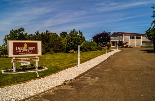 North Truro Apartment | Captain's Quarters at Dune Crest Hotel