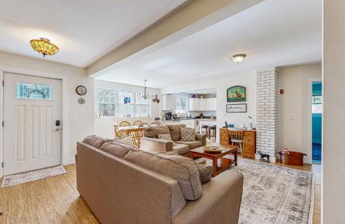 Boothbay Harbor House | Captains Cottage on Atlantic