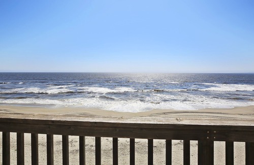 La Selva Beach House | Captain’s Cove – Ocean Views, Hot Tub & Private Beach Access