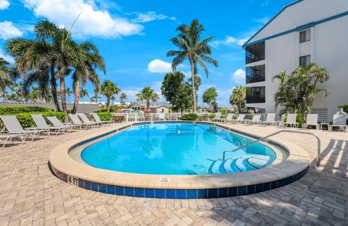 Captiva Apartment | Captiva Resort Villa 3233