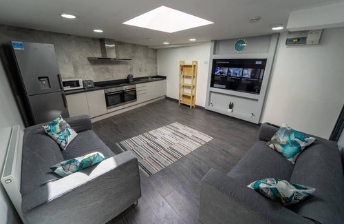 Selly Oak House | Captivating 1-Bed studio in Birmingham