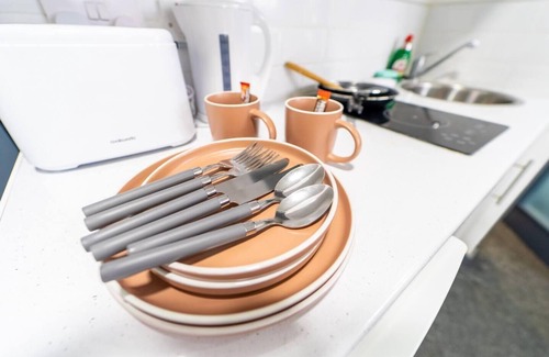 Selly Oak Apartment | Captivating 1-Bed Studio in Birmingham