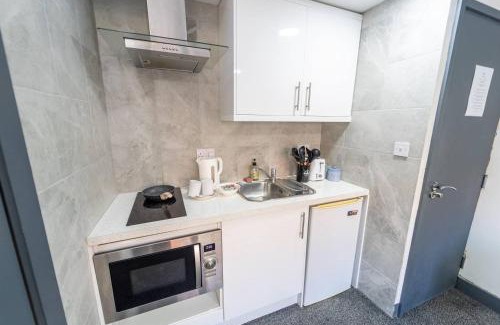 Selly Oak House | Captivating 1-Bed studio in Birmingham