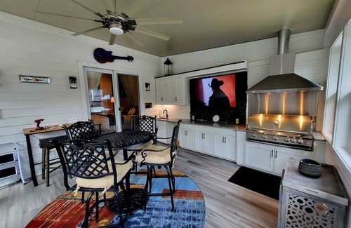 Salemtown House | Captivating 3 BR, 3 BA Furnished Home in Prized Downtown Family Neighborhood