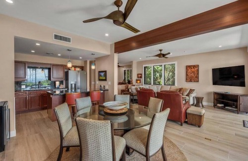 Wailea Condo | Captivating Oceanfront Ground-Floor Gem - Makena Surf G-101 - Gorgeous Views!