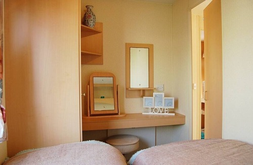Tywyn RV Rental | CARAVAN 147 NEPTUNE HALL in Tywyn