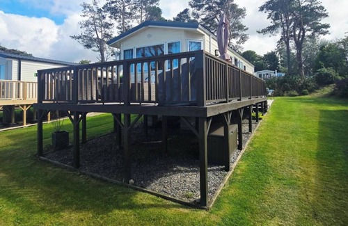 Dinas Cross Cabin | Caravan - Sleeps 4 & Free parking