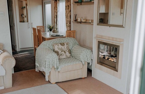 St Brides House | Caravan with sea views on the coast near St Davids