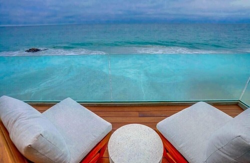 Eastern Malibu House | CARBON BEACH, MALIBU, CA Billionaire's Beach, Dry Beach