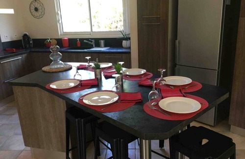 Carcassonne Villa | CARCASSONNE SPACIEUSE VILLA tout CONFORT, 7 persons,