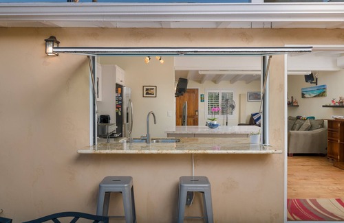 Cardiff-by-the-Sea House | Cardiff by the Sea - Coastal Oasis & Cedar Hot Tub