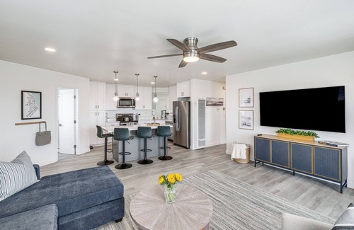 Cardiff-by-the-Sea Apartment | Cardiff Retreat w/Game Room & Deck, Near Beach