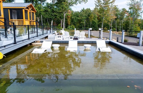 North Sebago Villa | Cardinal Limit 3 1 Bedroom Cabin