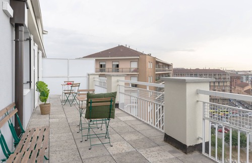 Lingotto Apartment | Carducci Attic - Spacious Apartment in Turin