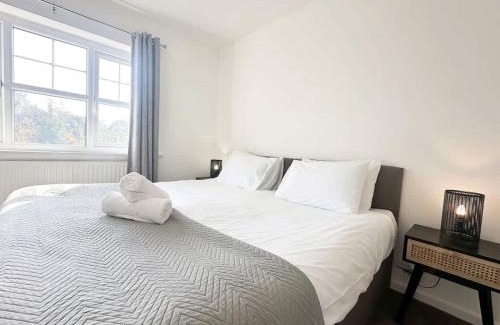Seaton Carew House | Carew Place by Blue Skies Stays