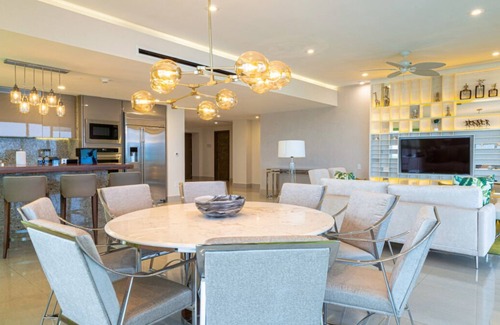 Playa Mujeres Resort | Caribbean Calm: Stunning 3 Bedroom Oceanfront Haven in Cancun