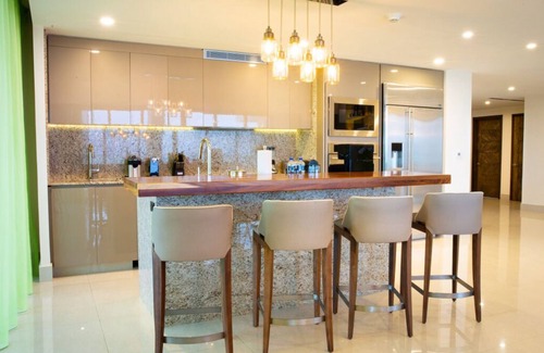 Playa Mujeres Resort | Caribbean Calm: Stunning 3 Bedroom Oceanfront Haven in Cancun