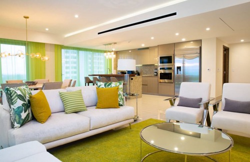 Playa Mujeres Resort | Caribbean Calm: Stunning 3 Bedroom Oceanfront Haven in Cancun