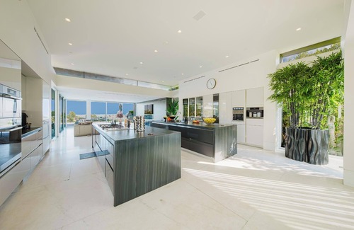 Trousdale Estates Villa | Carla Ridge View - Modern Contemporary Compound by Award Winning Architect