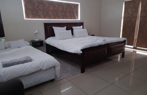 Walvis Bay House | Carlo's Boutique Guesthouse