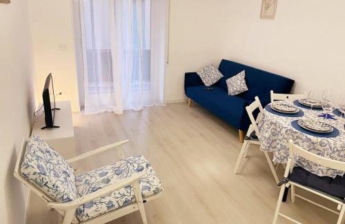 Sanremo Centre Apartment | Carlo's ZR141 Sanremo Market