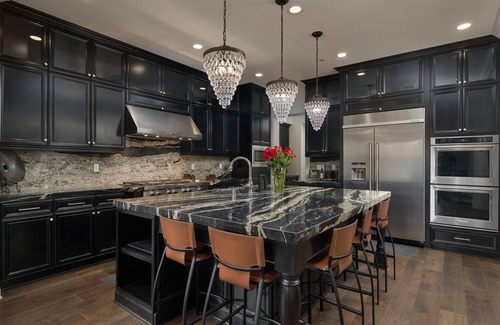 Carlsbad House | Carlsbad Oasis, Luxe 5 BR + Studio. Pool, Spa, Outdoor Dining|Close to Beach