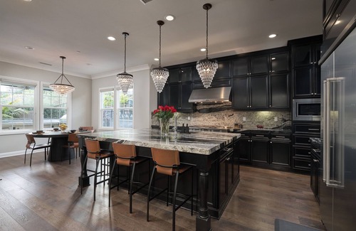 Carlsbad House | Carlsbad Oasis, Luxe 5 BR + Studio. Pool, Spa, Outdoor Dining|Close to Beach