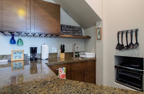 Carlsbad Village Apartment | Carlsbad Paradise 2 - Beach and Legoland nearby