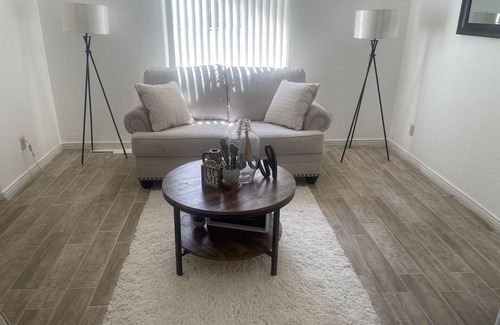 Carlsbad House | Carlsbad Presidential Stay