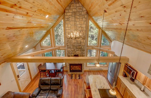 McCall House | Carlson Cabin - Payette River Views and Access - Fishing - Private Wooded Setting - Pet Friendly