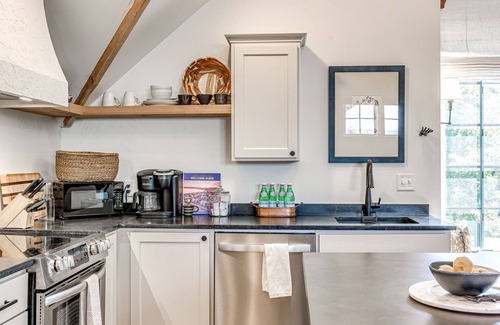Eufaula Apartment | Carlton Landing-Stones Throw