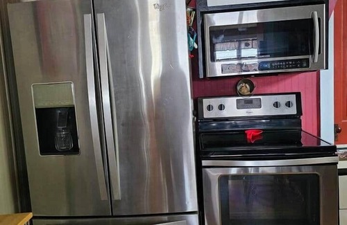 Carlyle House | Carlyle lake home!