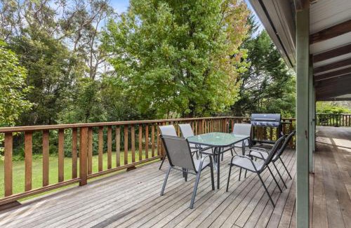 Wentworth Falls House | Carmelia Garden View Haven for Families and Friends