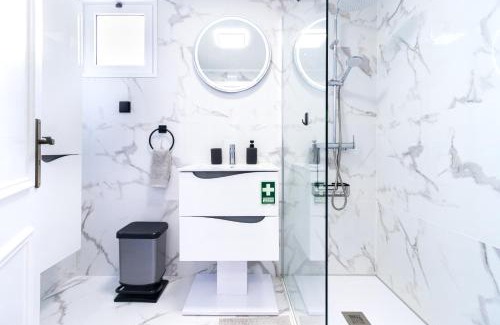 Camara de Lobos Apartment | Carmo Lookout